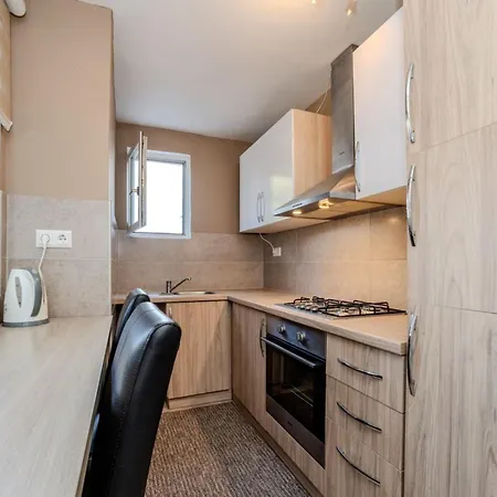 Robi & Kristina - One Bedroom With Terrace A3 *