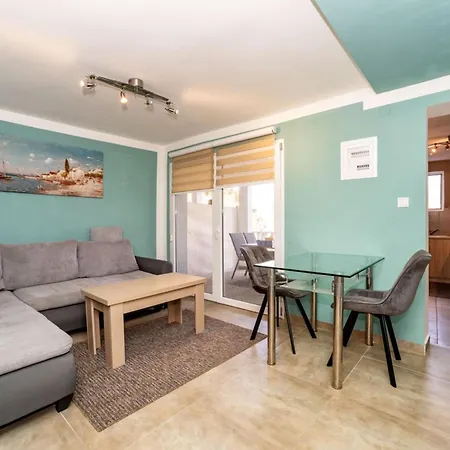 Robi & Kristina - One Bedroom With Terrace A3 Benkovac