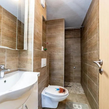 Appartement Robi & Kristina - One Bedroom With Terrace A3 Benkovac